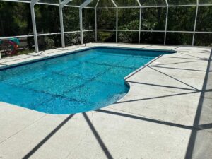 Clermont, FL Pool Deck Before Resurfacing